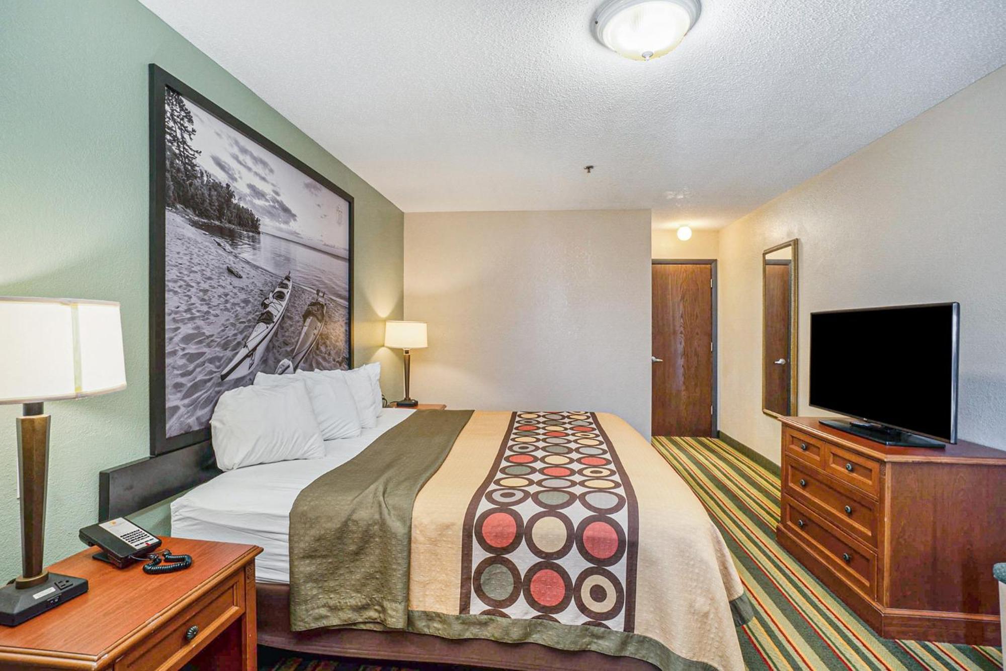 Hotel Super 8 By Wyndham Mt. Pleasant à Mount Pleasant Extérieur photo