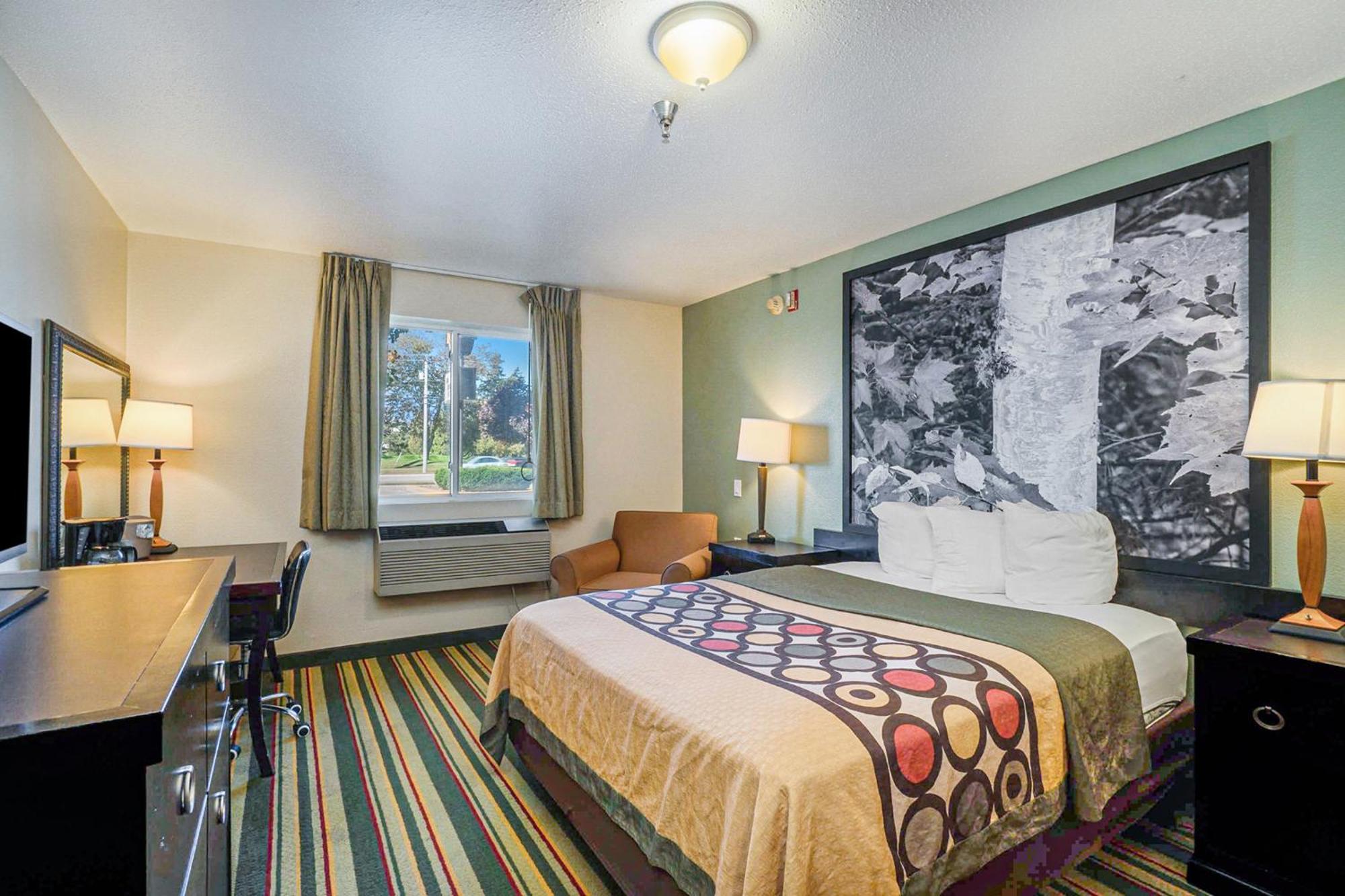 Hotel Super 8 By Wyndham Mt. Pleasant à Mount Pleasant Extérieur photo